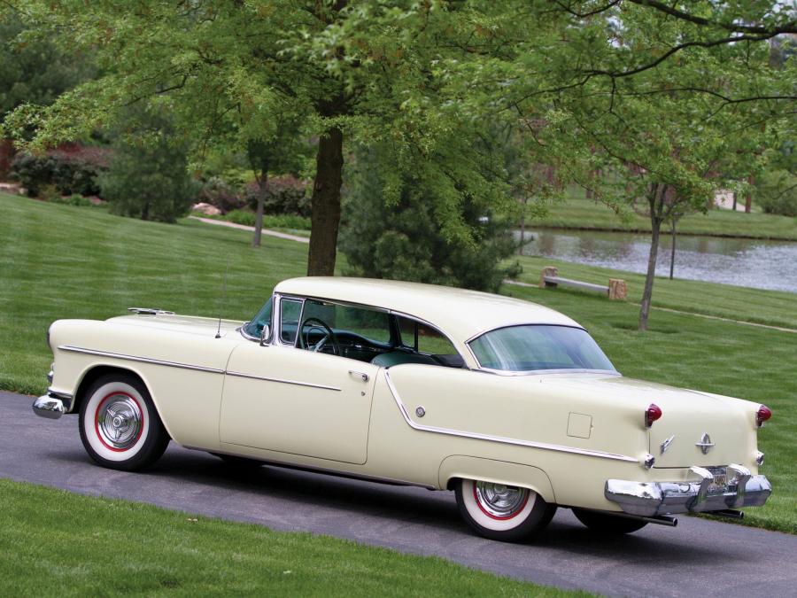  Oldsmobile Super 88 Holiday Coupe 1954 года  (фото 10 из 10)